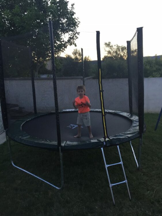 trampoline chez papi